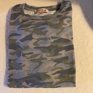 Philosophy sweater camo print size XS slits on side.